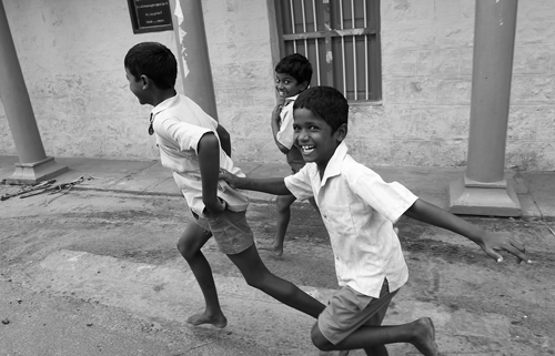 Van Chasers - Madurai, India 2012 (100cameras.org/Russ Foundation) Sponsored by Leica Cameras Van Chasers - Madurai, India 2012 (100cameras.org/Russ Foundation) Sponsored by Leica Cameras